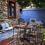 Archontiko Soulioti Guest house 4*
