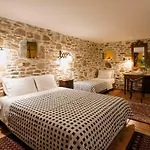 Guest house Archontiko Soulioti 4*